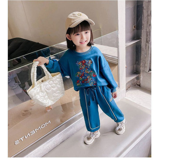 3977Bear style printed full sleeve shirt with trouser for girls