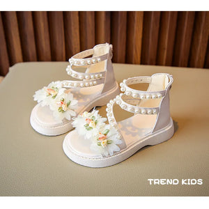 Flower style pearl soft bottom sandals for girls