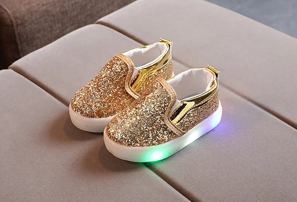 4379  Kids fashion girls led light soft sole party shoes for girls